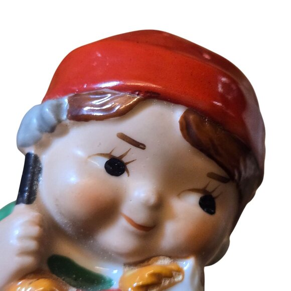 Vintage 1983 Christmas Salt and Pepper Shakers Santas Helpers Claus and Co Avon - Picture 9 of 16